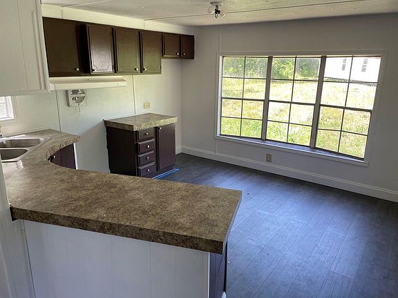 5th image of 283 Dove Ln