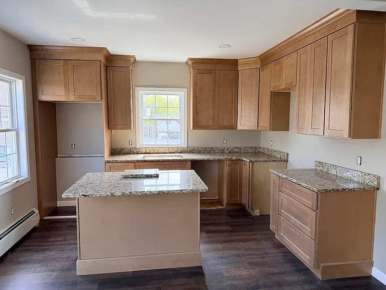 24 Grand Ave #1 — Photo 3