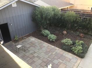 852 Pollard Rd, Los Gatos, CA 95032