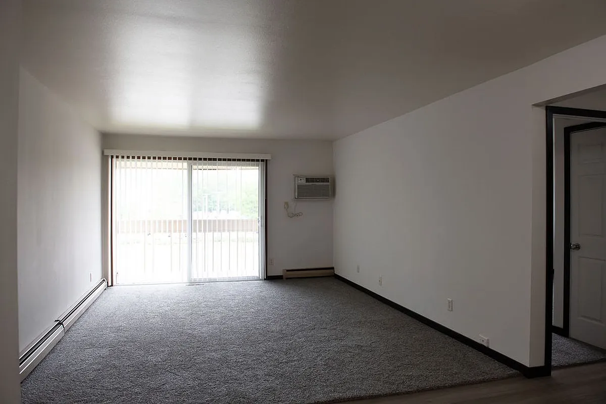 Building Photo - 3226 S 108th St