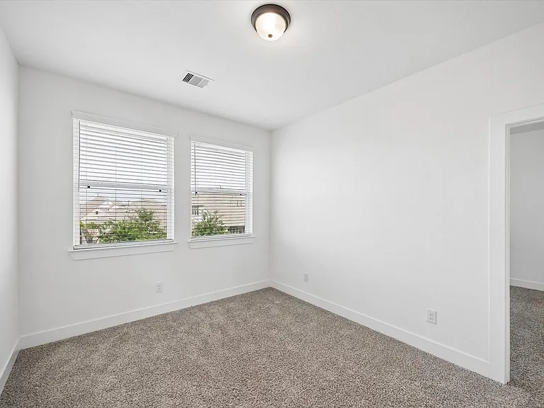 12946 Rio Mariano Ln — Photo 10