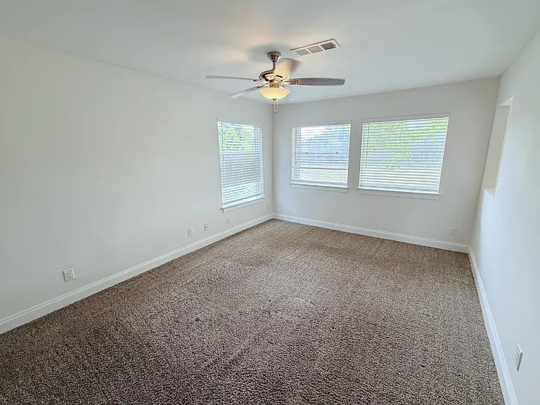 2814 Shellbark Rd — Photo 1