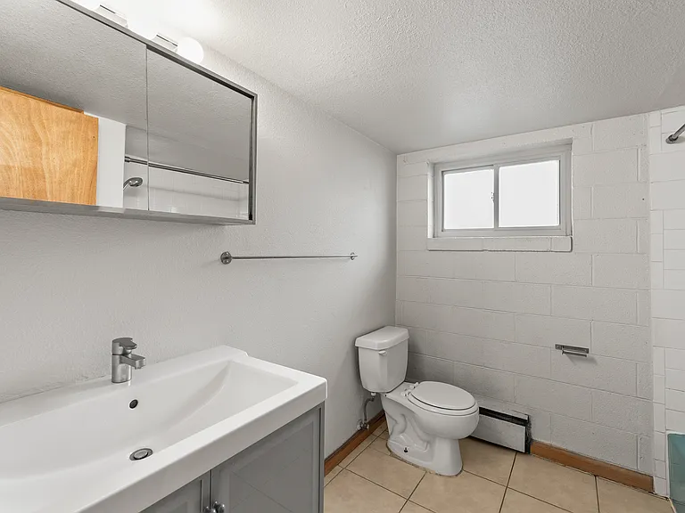 2860 W 32nd Ave — Photo 25