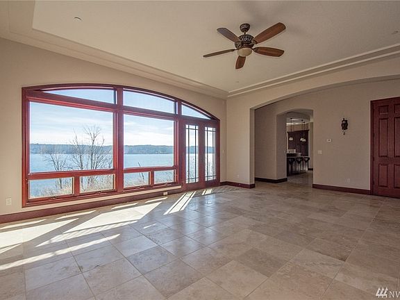 5th image of 10473 SE Vashon Vista Dr