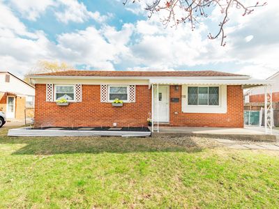 34583 Julie Dr, Romulus, MI, 48174