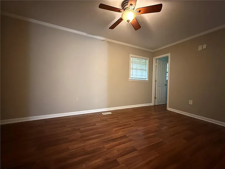 3945 Fraser Cir — Photo 5