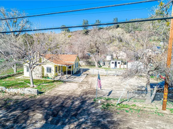 18077 Newvale Dr, Lake Hughes, CA 93532