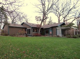 23567 W Parkway Ave, Lake Villa, IL 60046