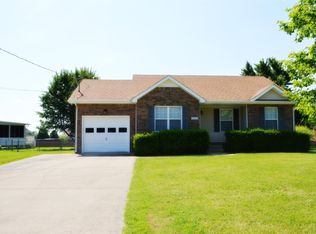 1053 Beck Cir, Clarksville, TN