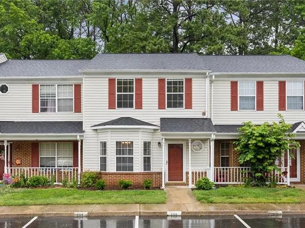 205 Wrought Iron Bnd, Yorktown, VA 23693