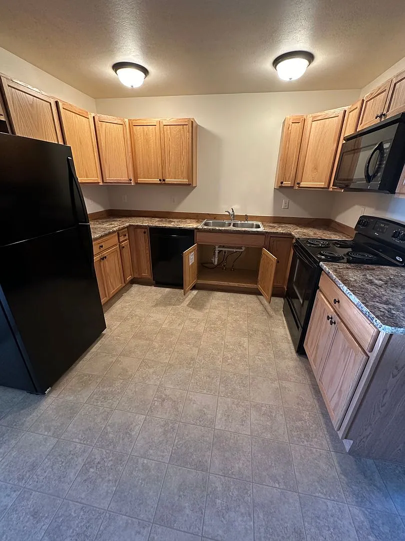 2933 Teal Street — Photo 4