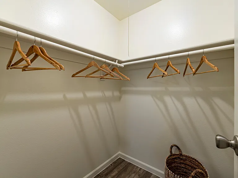 Arches Apartment Homes — Photo 9
