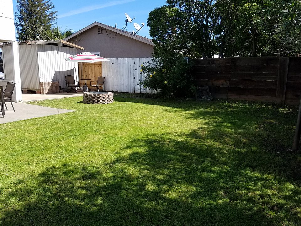 2nd image of 5891 Casa Grande Ave