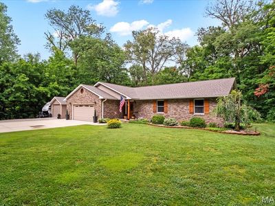 13345 Iberg Rd, Highland, IL, 62249