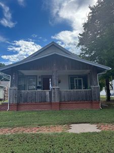 208 W 7th St, Hays, KS, 67601