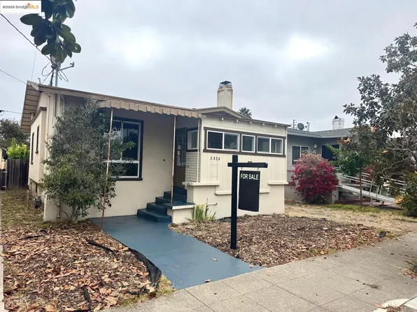5926 Marshall St, Oakland, CA 94608