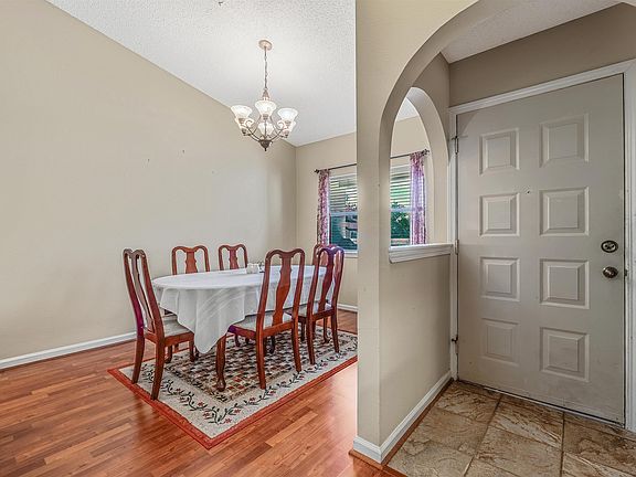 3rd image of 301 Kings Row Dr APT 108