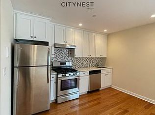127 27th Ave #3B, Brooklyn, NY 11214