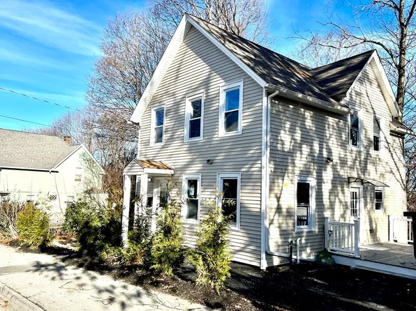 11 Stockholm St, Worcester, MA 01607