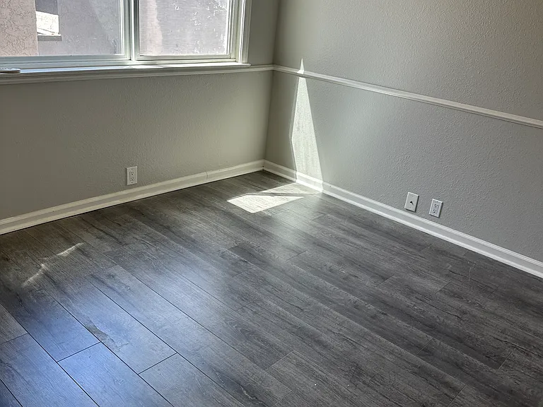 11043 Clairemont Mesa Blvd — Photo 29