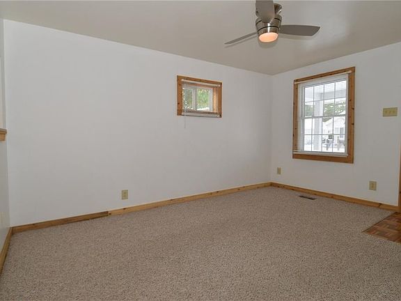 5th image of 1429 S Gerrard Dr