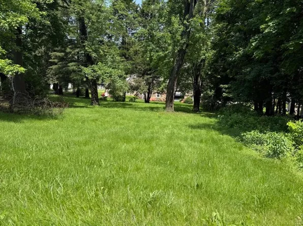 555 Highland Ave, Milton, PA 17847