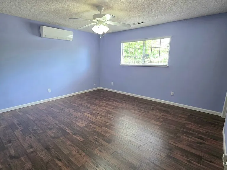 1424 Calexico Dr — Photo 7
