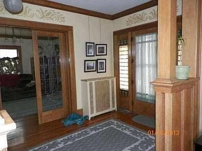 3rd image of 704 W 5th St