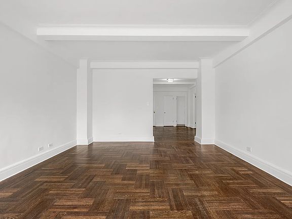 3rd image of 25 W 81st St #3A