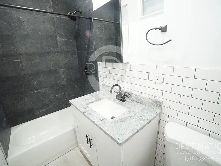 312 48th St #1 — Photo 6