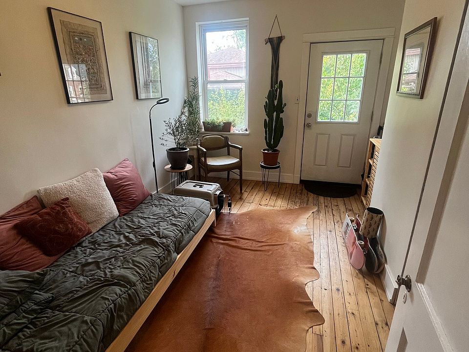 1st image of 24 48th St #2