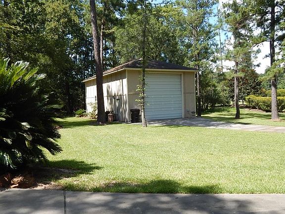 2nd image of 10506 Crestwater Cir