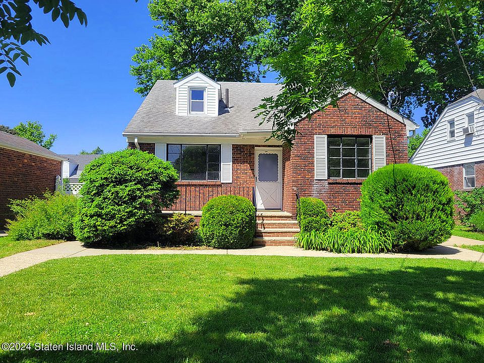 1st image of 588 Pelton Ave