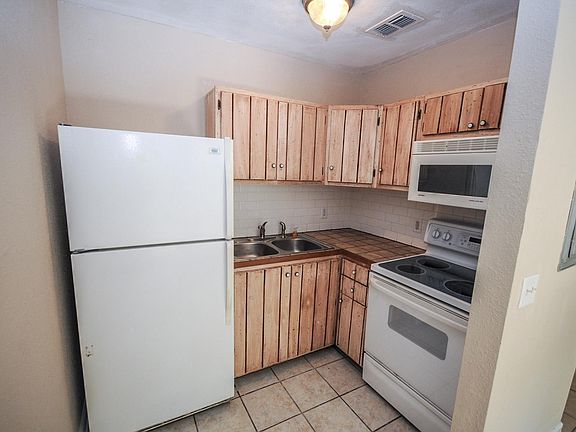 4th image of 820 California St APT 1