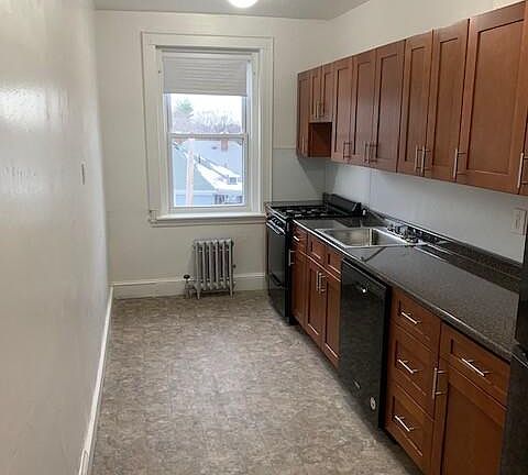 5th image of 2044 Commonwealth Ave #27