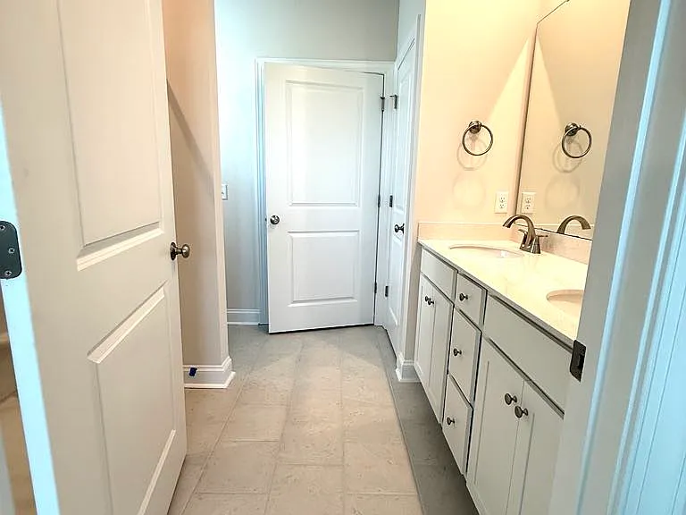 6214 Raystone Way — Photo 7