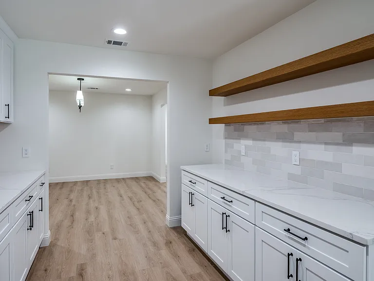3772 Weeburn Dr — Photo 17