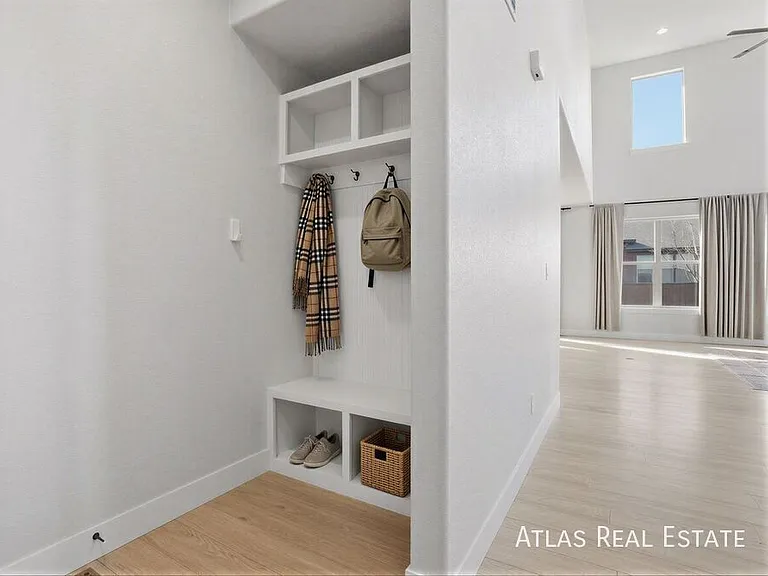 2092 Glean Dr — Photo 19