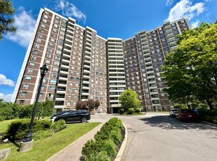 20 Edgecliff Golfway #409, Toronto, ON M3C 3A4