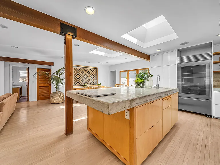 7844 Stewart Ave — Photo 12