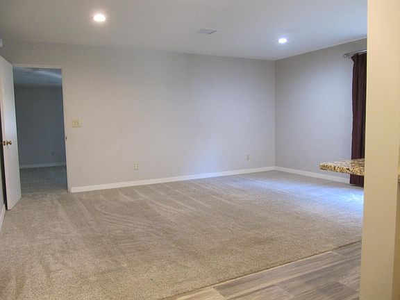 Reverse view from corner of kitchen