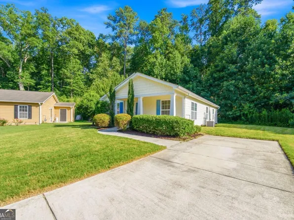 6955 Satterlee Woods Ln, Austell, GA 30168