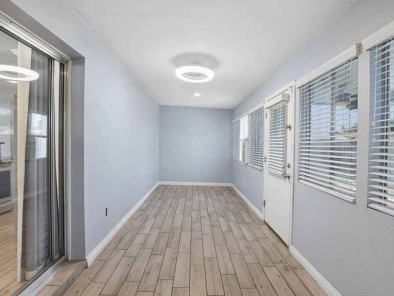 1017 E El Caminito Dr — Photo 24