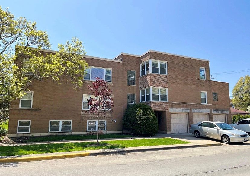 1st image of 1800 Euclid Ave