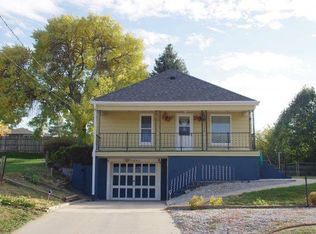 1326 S H St, Broken Bow, NE 68822