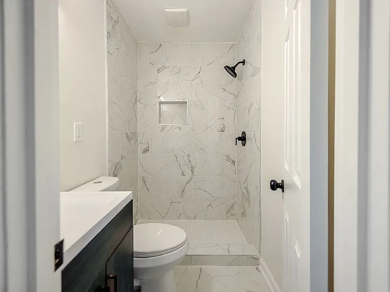 3979 Thomas Ave — Photo 3