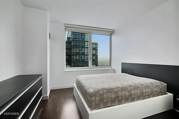 Rented by Corcoran | media 16