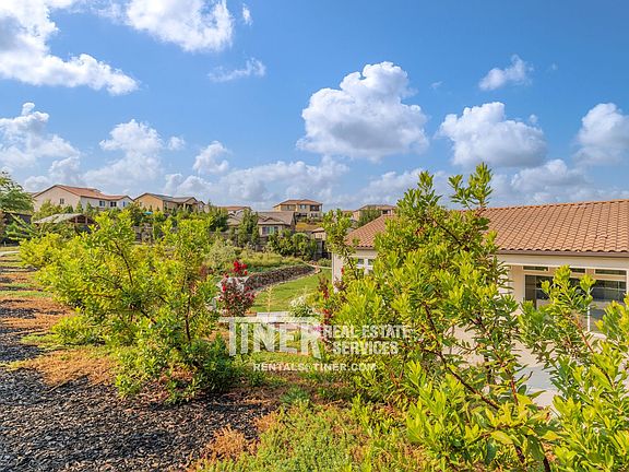 3rd image of 5189 Brentford Way