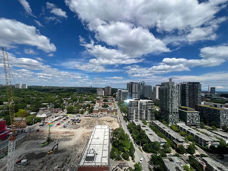 10 Oak St #1902 — Photo 8