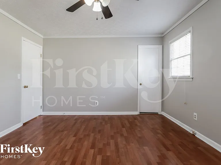 1459 Ridgeland Ct — Photo 10